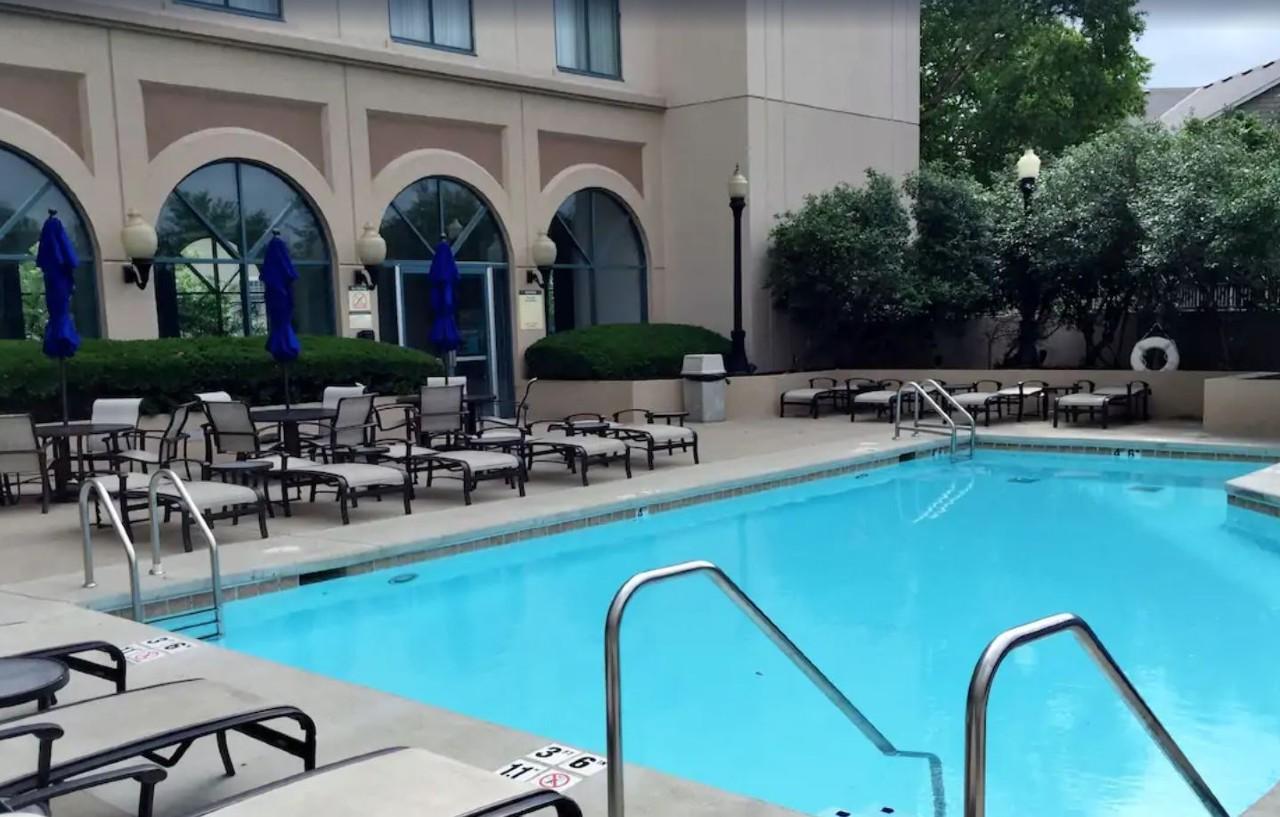 Sheraton Suites Columbus Worthington Exterior photo
